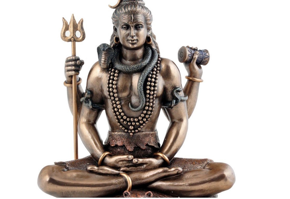 भगवान् बनाउने मान्छे