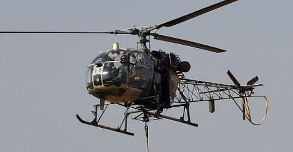 कोरोना सङ्क्रमितलाई हेलिकप्टरबाट उद्धार