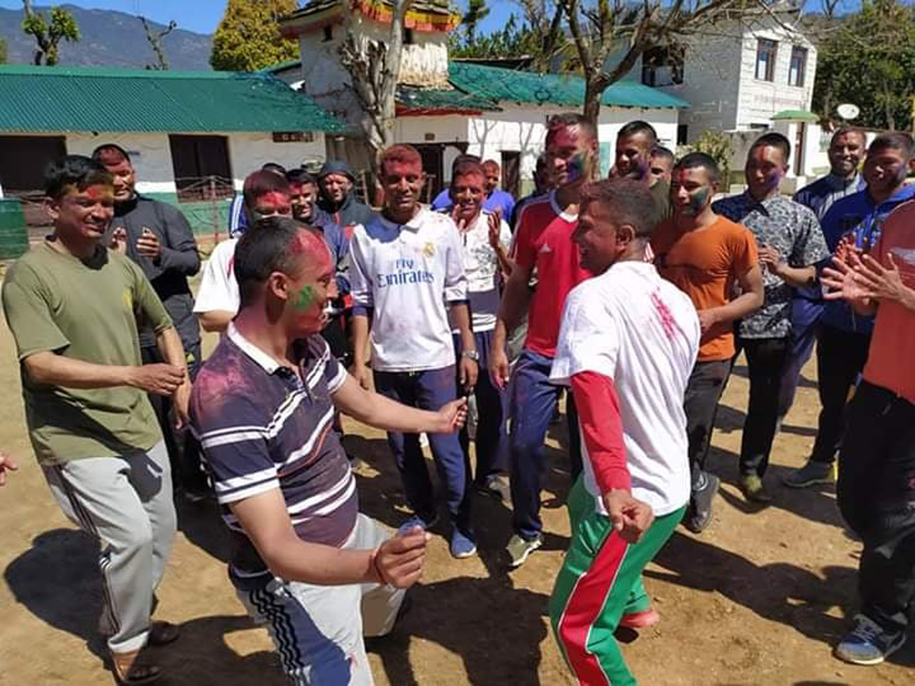 तराईमा बज्ने चर्चित नेपाली होली गीतहरू