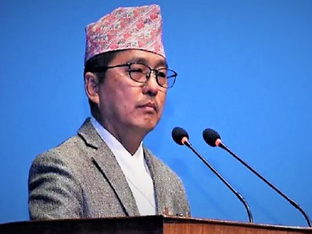 काेराेनाकाे कहर : अस्पताल चहार्दाचहार्दै मर्नु पर्ने डर