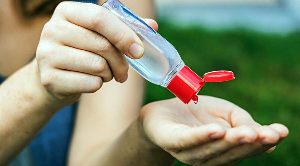 हुम्लामा निःशुल्क सेनिटाइजर सहयोग