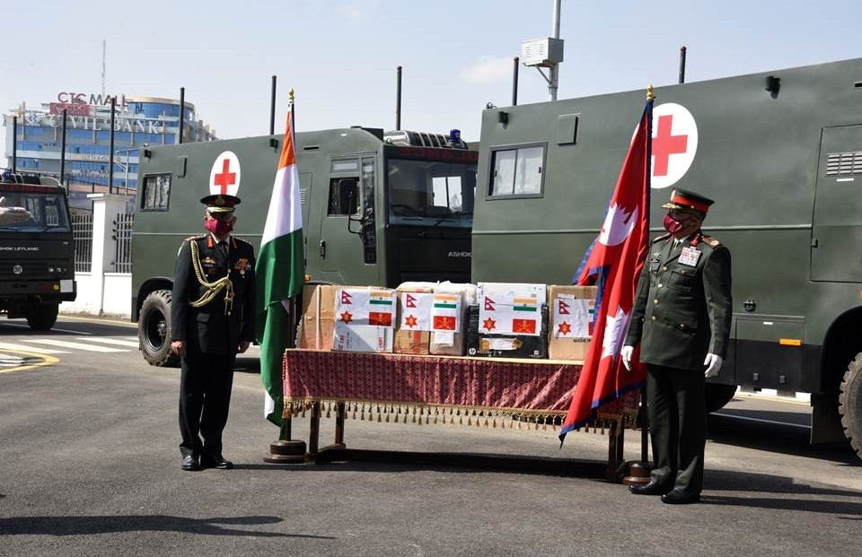 नेपाली सेनाले एक लाख थान माक्स् भारतीय सैनिकलाई सहयोग