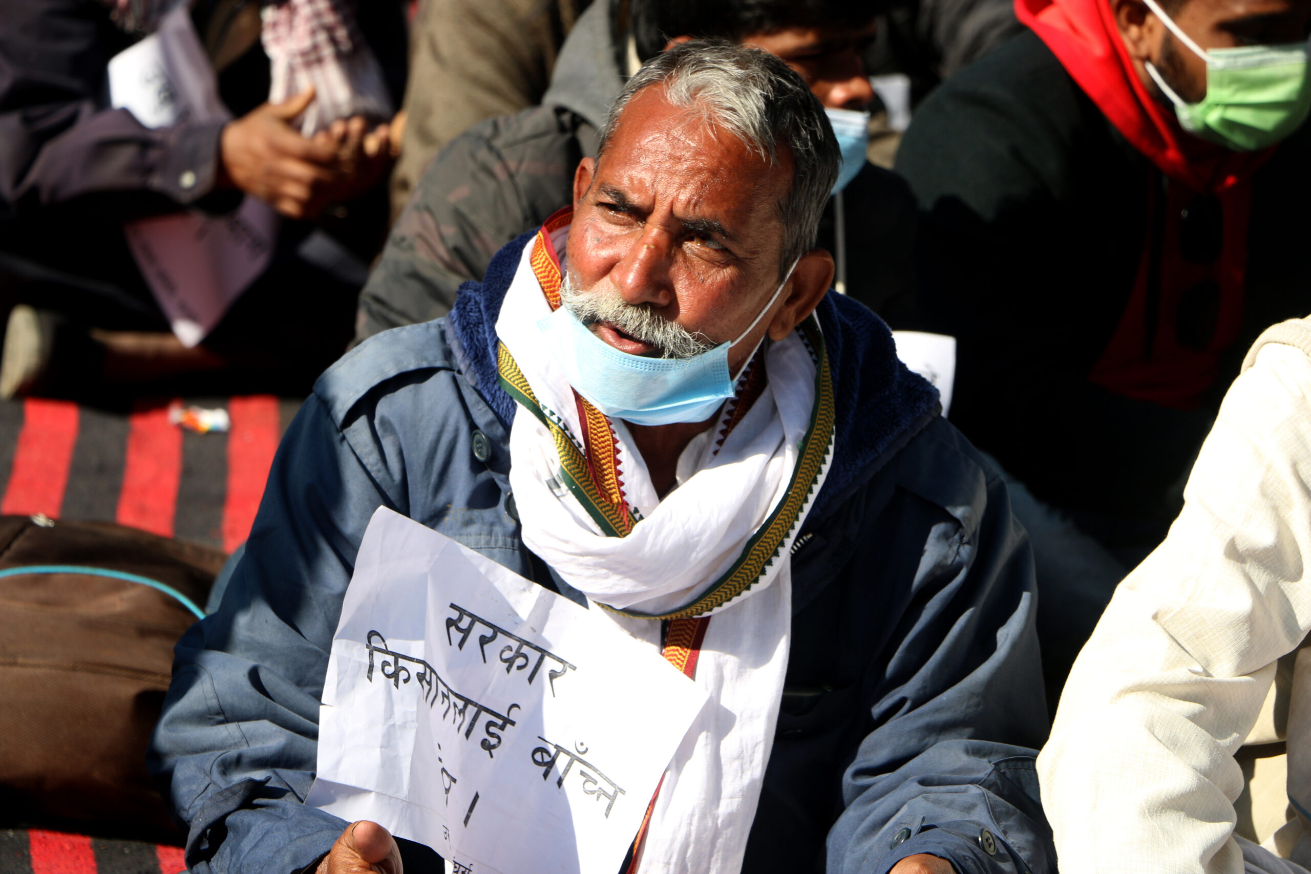 विकसित राजनीतिक घटनाक्रमले ओझेलमा उखु किसानको आन्दोलन