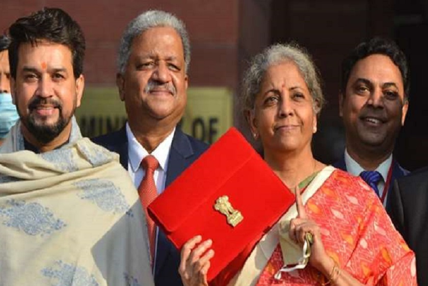 भारतले लगायो २० वर्ष पूराना सवारीमा रोक