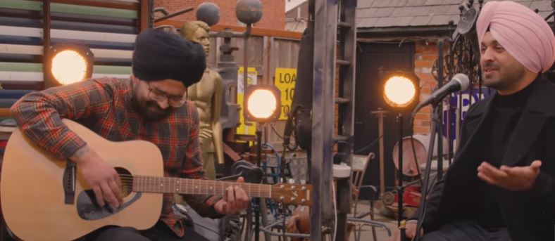 फुल बुट्टे सारीको ‘पञ्जावी’ भर्सन बजारमा