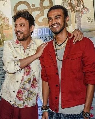 इरफान खानको छोरा बबिल अनुष्का शर्माको फिल्मबाट बलिउडमा डेब्यू गर्दै