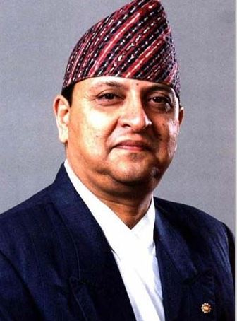 पूर्वराजा दम्पतीलाई कोरोना संक्रमण