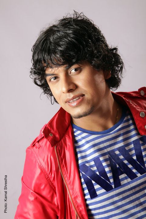 गायक प्रमोद खरेलले कोरोनाले ८ महिनामा दुई पटक आक्रमण