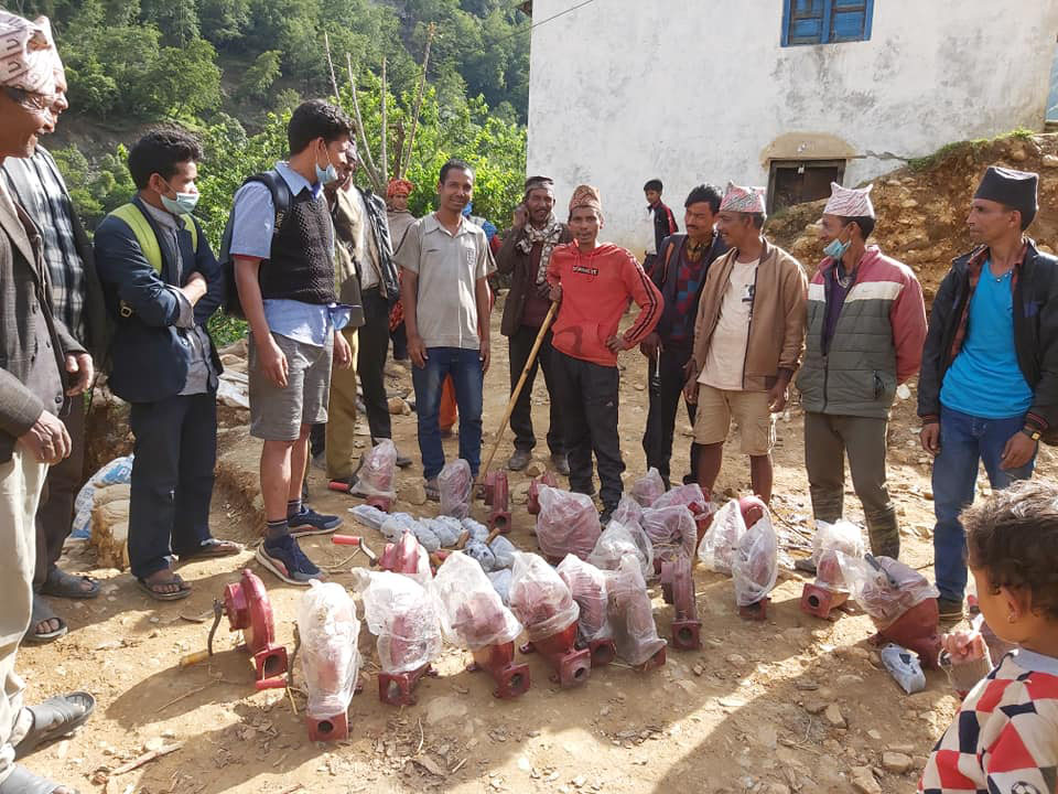 आरान पेसा गर्नेलाई मेसिन