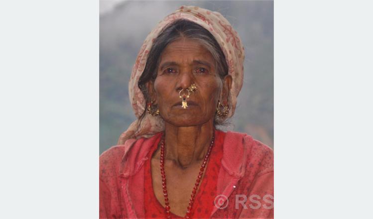 द्वन्द्वमा छोरा गुमाएकी आमाको पीडा : ‘मेरो जस्तो दुःख अरूलाई नहोस्’
