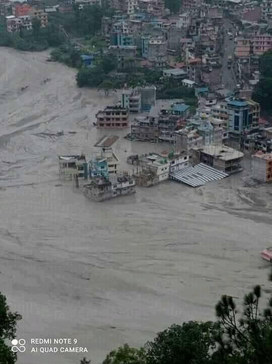 मेलम्चीको बहाव बढ्यो, सतर्क रहन आग्रह