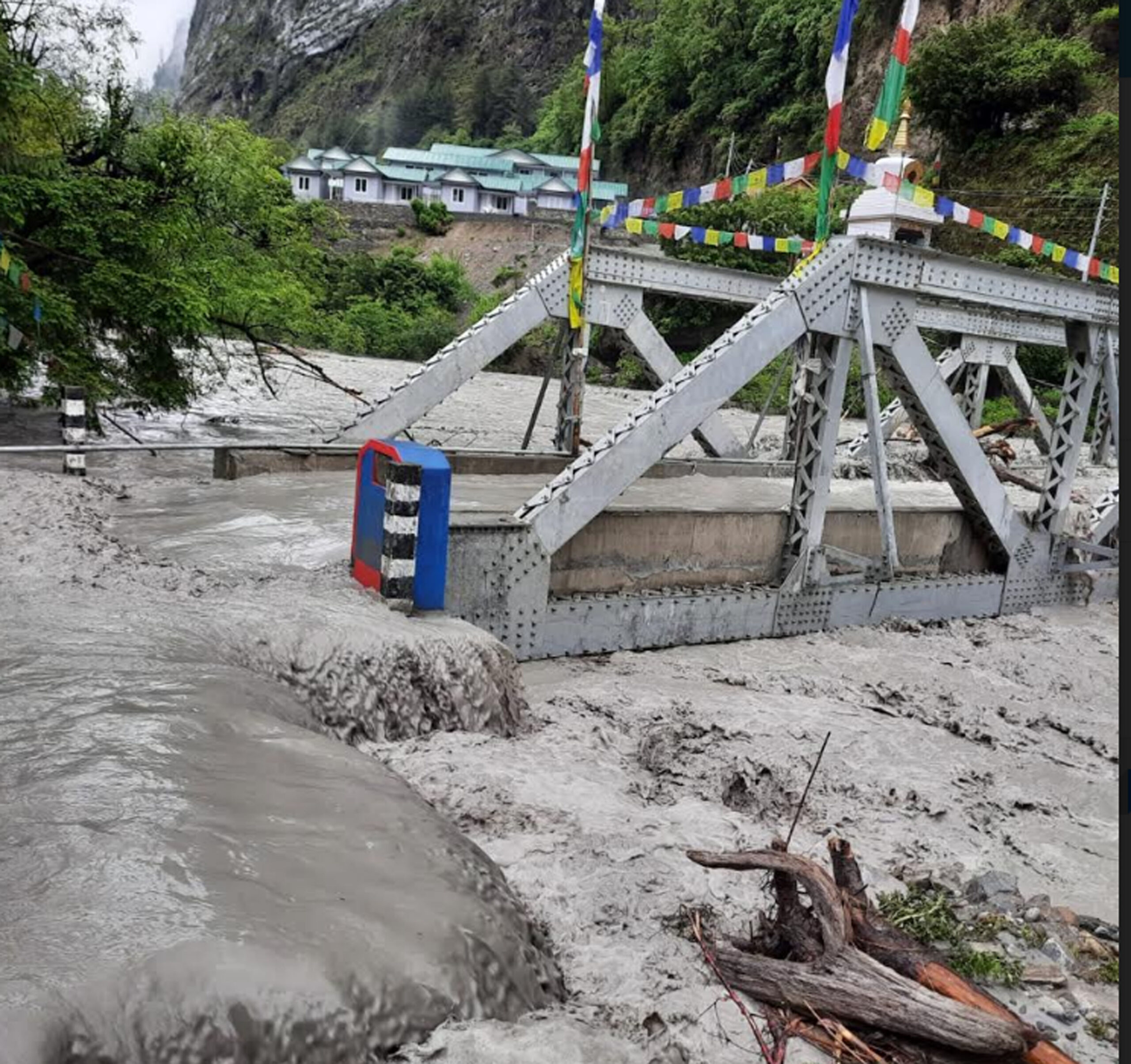 मर्स्याङ्दी घट्ने आशमा मनाङवासीको दिन कट्दै