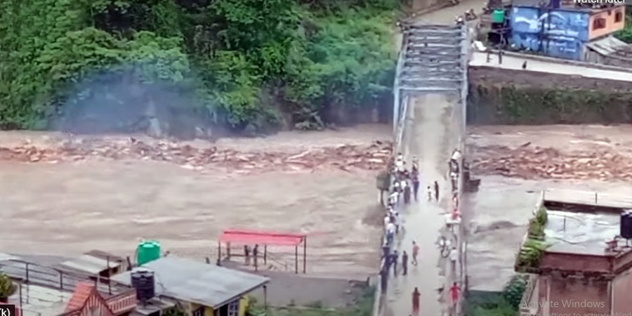 सिन्धुपाल्चोकमा बाढी र पहिरोमा परी सात जनाको मृत्यु