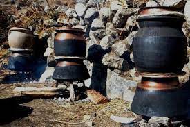 घरेलु मदिरा सेवनबाट गम्भीर बिरामिलाई थप उपचारको लागि पोखरा पठाइयो