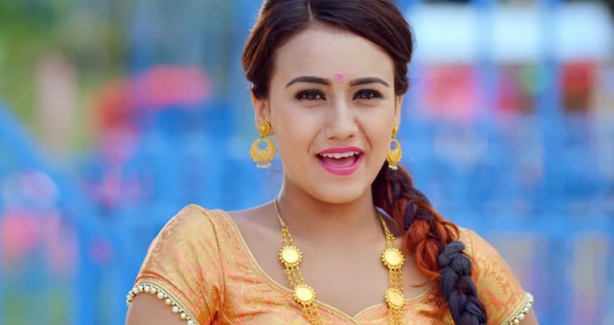 नायिका स्वस्तिमा खड्काको जन्मदिन, कति वर्ष लागिन् ?