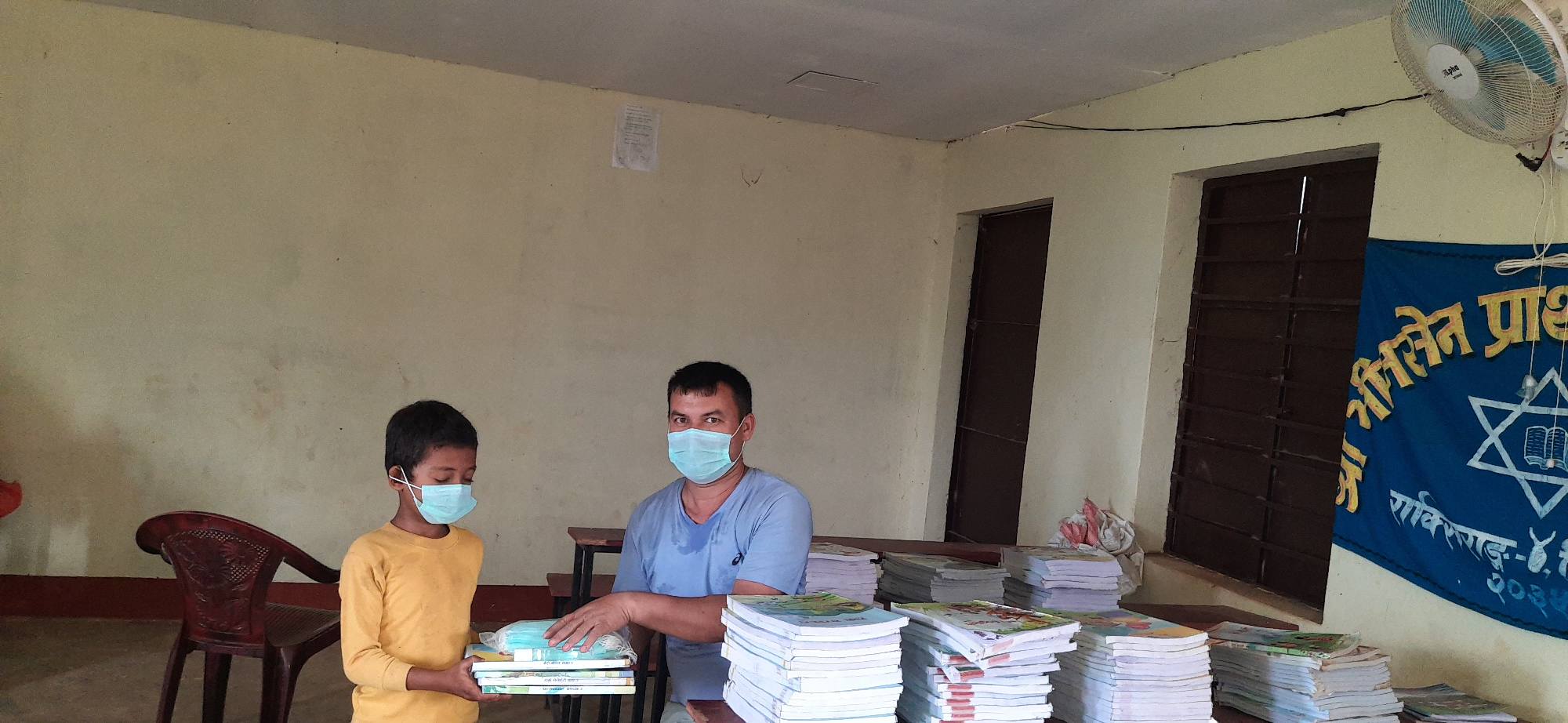 विकटको पीडा : किताब त बाड्यो तर पढाई अन्यौलमा