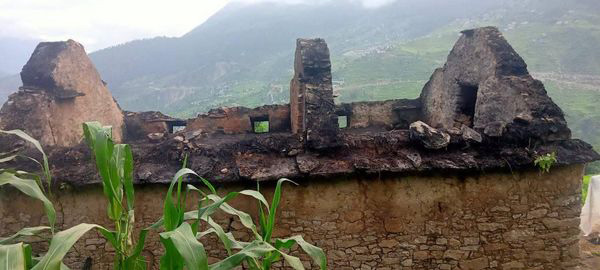विद्युत् सर्ट हुँदा घर जलेर लाखौँकोे क्षति