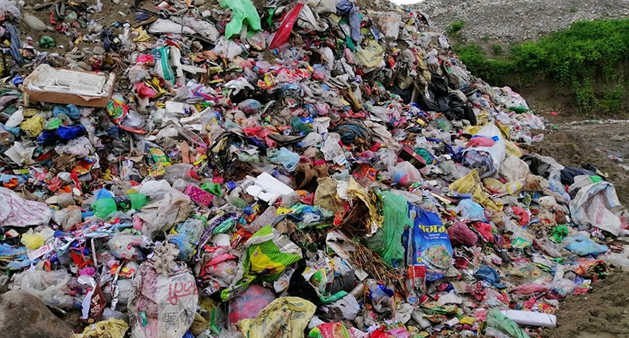 बन्चरेडाँडा ल्याण्डफिल्ड साइटमा खसाउन थालियो फोहोर