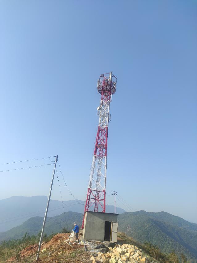 ग्रामीण वस्तीमा टेलिकमको सेवा, फाेन सेवाका लागि घण्टौं हिँड्नुपर्ने बाध्यता हट्याे