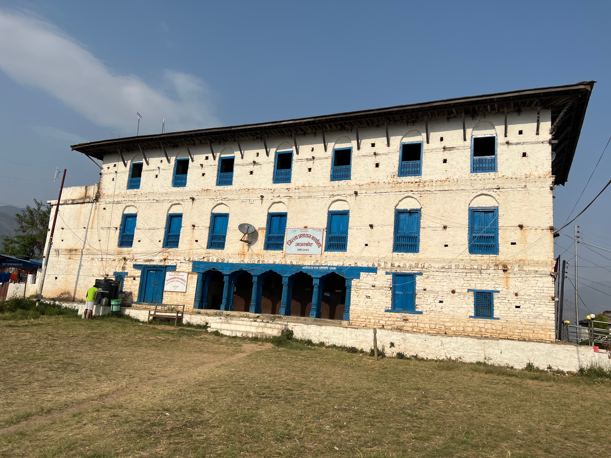 भेरी नदीको किनारमा अवस्थित बस्तीहरु