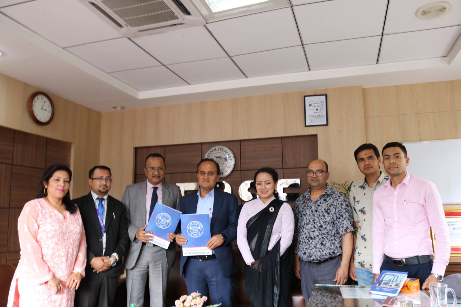 सिभिल बैङ्क डिबेन्चर २०८८ ऋणपत्र नेपाल स्टक एक्स्चेंजमा सूचीकृत 