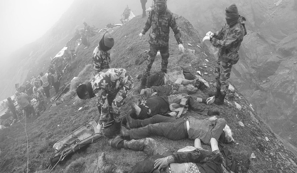 यस्ताे देखियाे तारा एयरको विमान दुर्घटना स्थल ( फाेटाेफिचर)