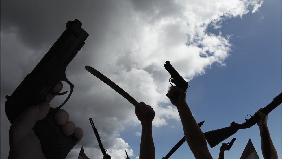 कटुवा पेस्तोलसहित दुई जना पक्राउ