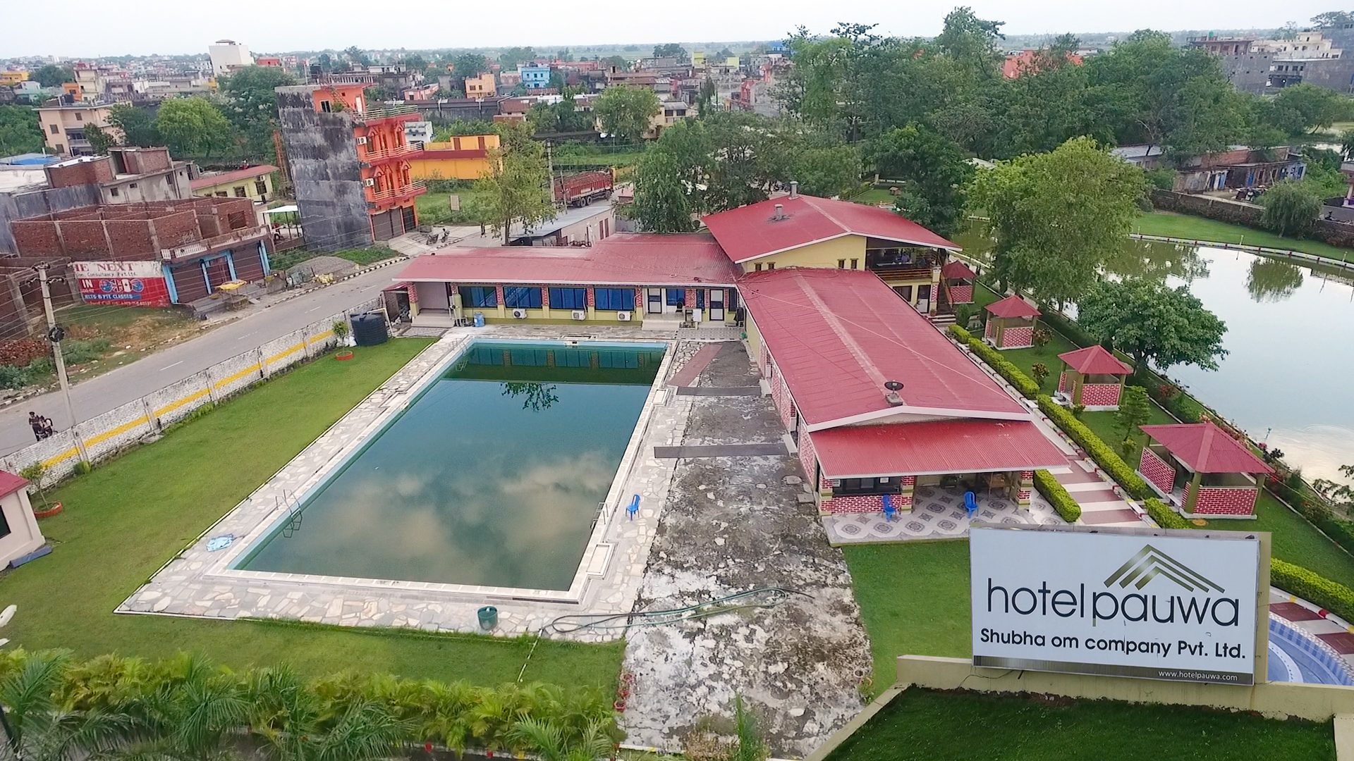 मापदण्ड विपरित सञ्चालित स्वीमीङ पुलको सेवा बन्द