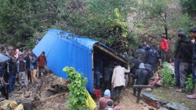 कर्णालीमा बाढीपहिराेकाे कहर : ३३ काे मृत्यु, २२ बेपत्ता, ४८० परिवार विस्तावित