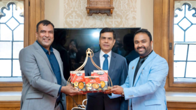  नेपालका मौलिक तयारी खानेकुरा अब बेलायती बजारमा